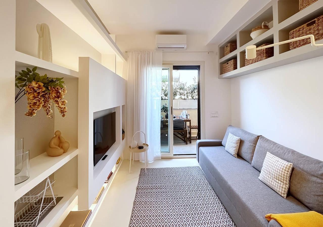 Solemar Sicilia - White Loft Apartment Palermo Bagian luar foto